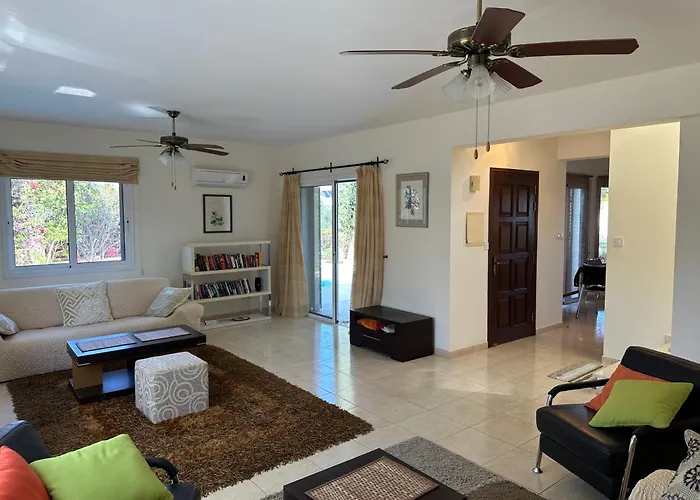 Beach Villa Camelia